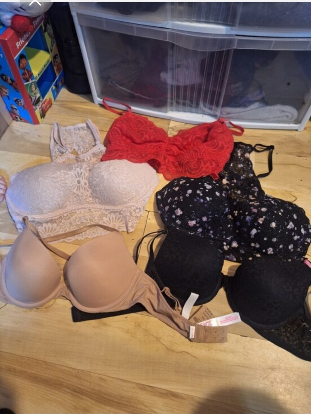 VS PINK Bralette Bundle in Red, Black, Nude, Cream NWT